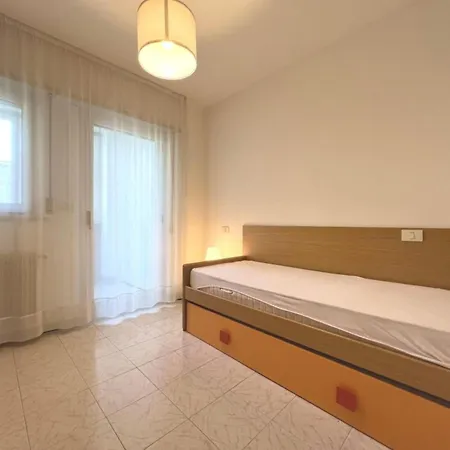 Apartment Perfect For Five Guests In *
